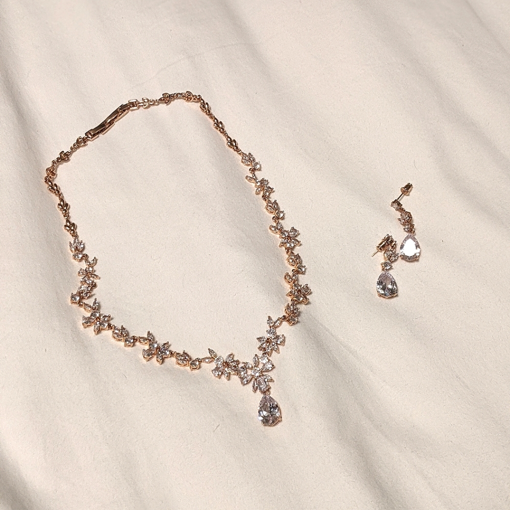 Necklace & earrings - wedding - rose gold
